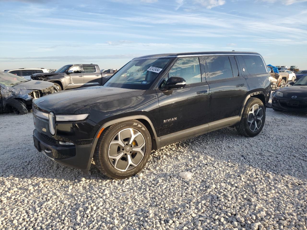 Автомобиль RIVIAN R1S ADVENTURE 2023 | GrandCar