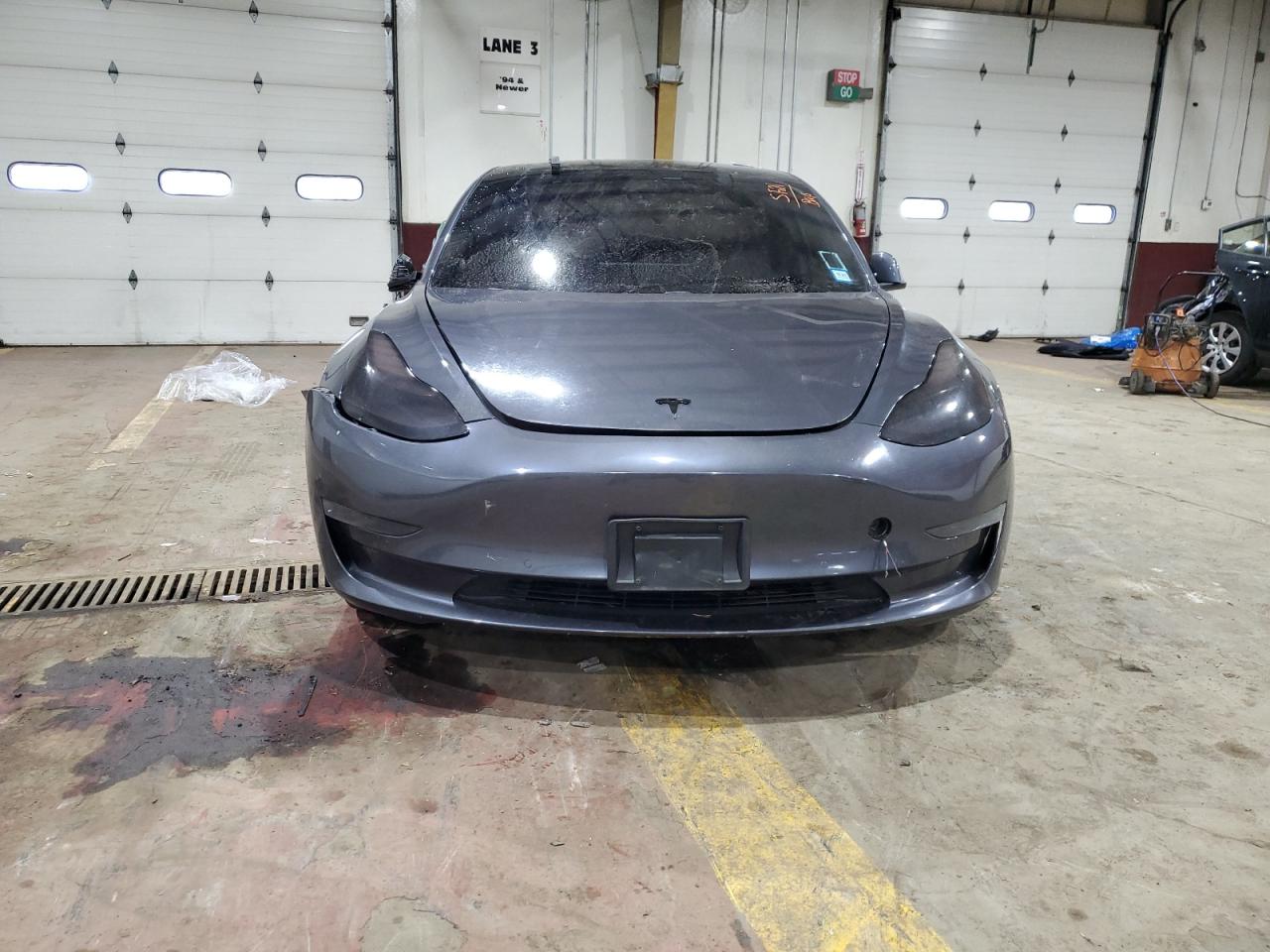 Автомобіль TESLA MODEL 3 2021 | GrandCar Автомобіль TESLA MODEL 3 2021 | GrandCar