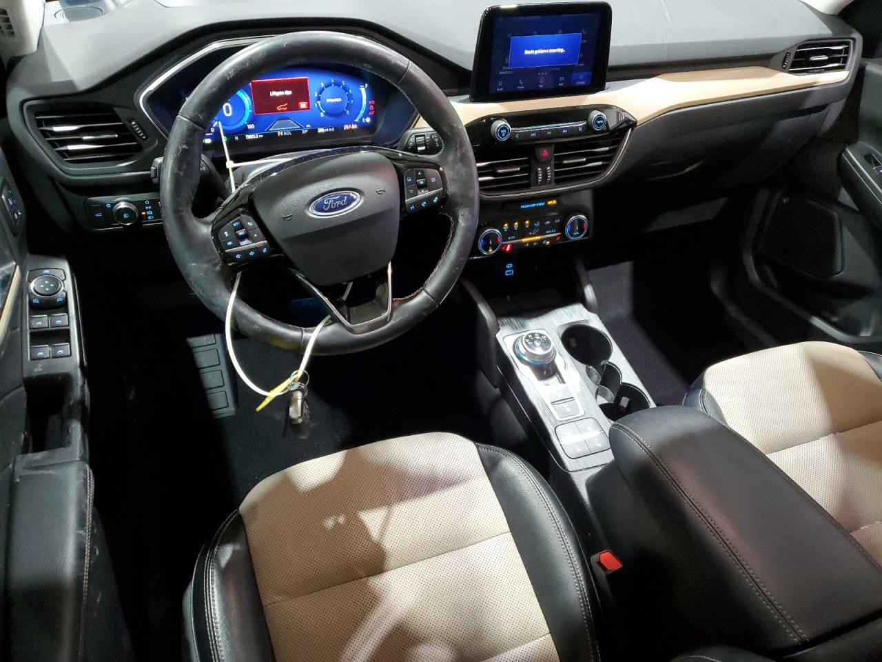 Автомобіль FORD ESCAPE TITANIUM 2022 | GrandCar Автомобіль FORD ESCAPE TITANIUM 2022 | GrandCar