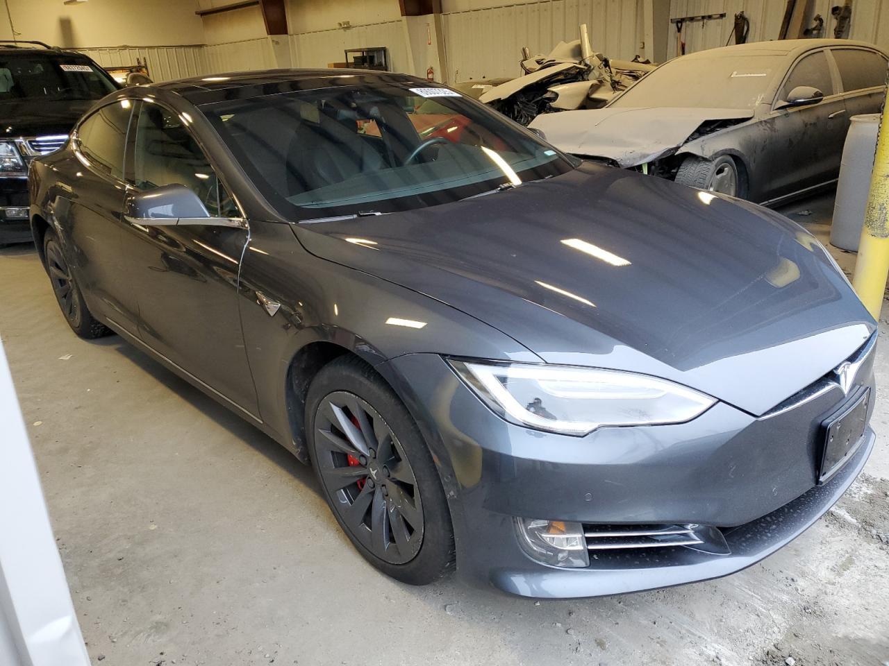 Автомобиль TESLA MODEL S 2018 | GrandCar Автомобиль TESLA MODEL S 2018 | GrandCar