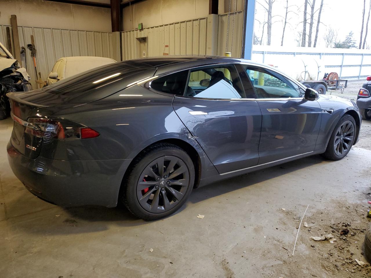 Автомобиль TESLA MODEL S 2018 | GrandCar Автомобиль TESLA MODEL S 2018 | GrandCar