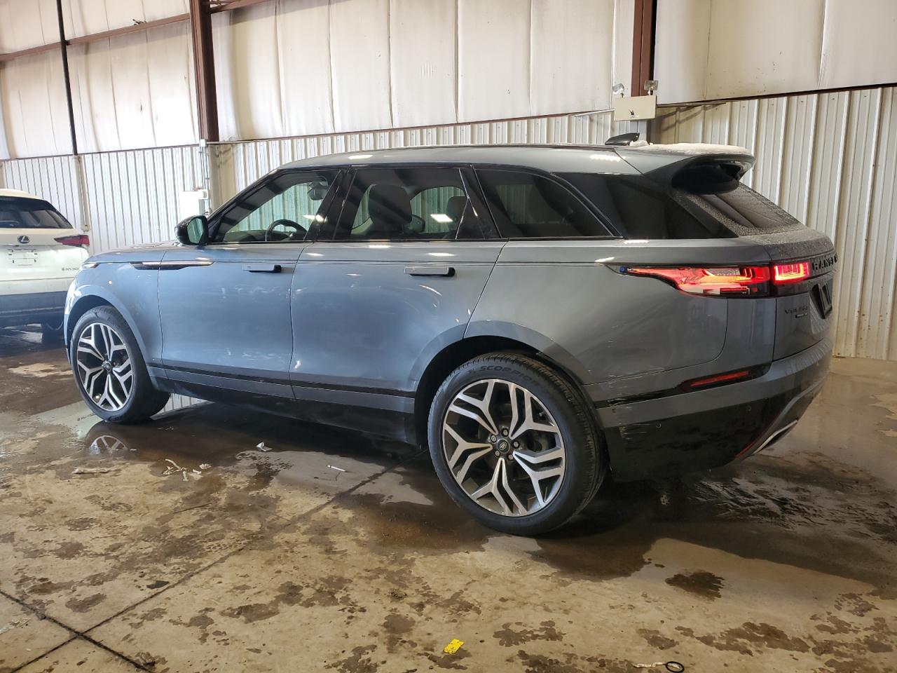 Автомобиль LAND ROVER RANGE ROVER VELAR R-DYNAMIC SE 2019 | GrandCar Автомобиль LAND ROVER RANGE ROVER VELAR R-DYNAMIC SE 2019 | GrandCar