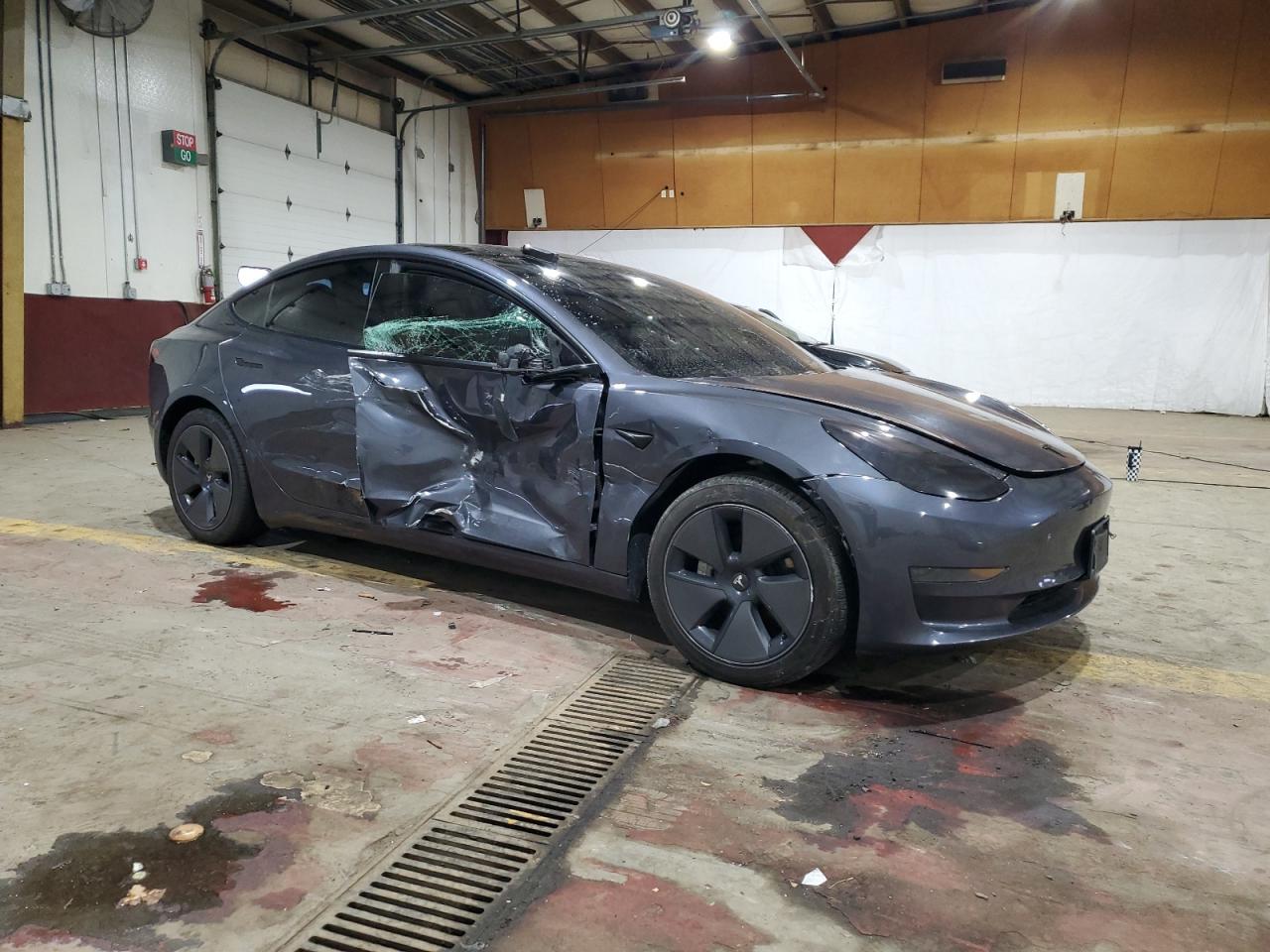 Автомобіль TESLA MODEL 3 2021 | GrandCar Автомобіль TESLA MODEL 3 2021 | GrandCar