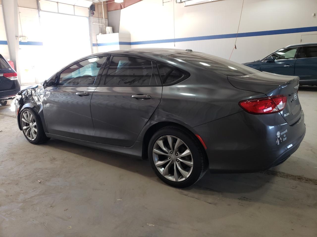 Автомобиль CHRYSLER 200 S 2015 | GrandCar Автомобиль CHRYSLER 200 S 2015 | GrandCar