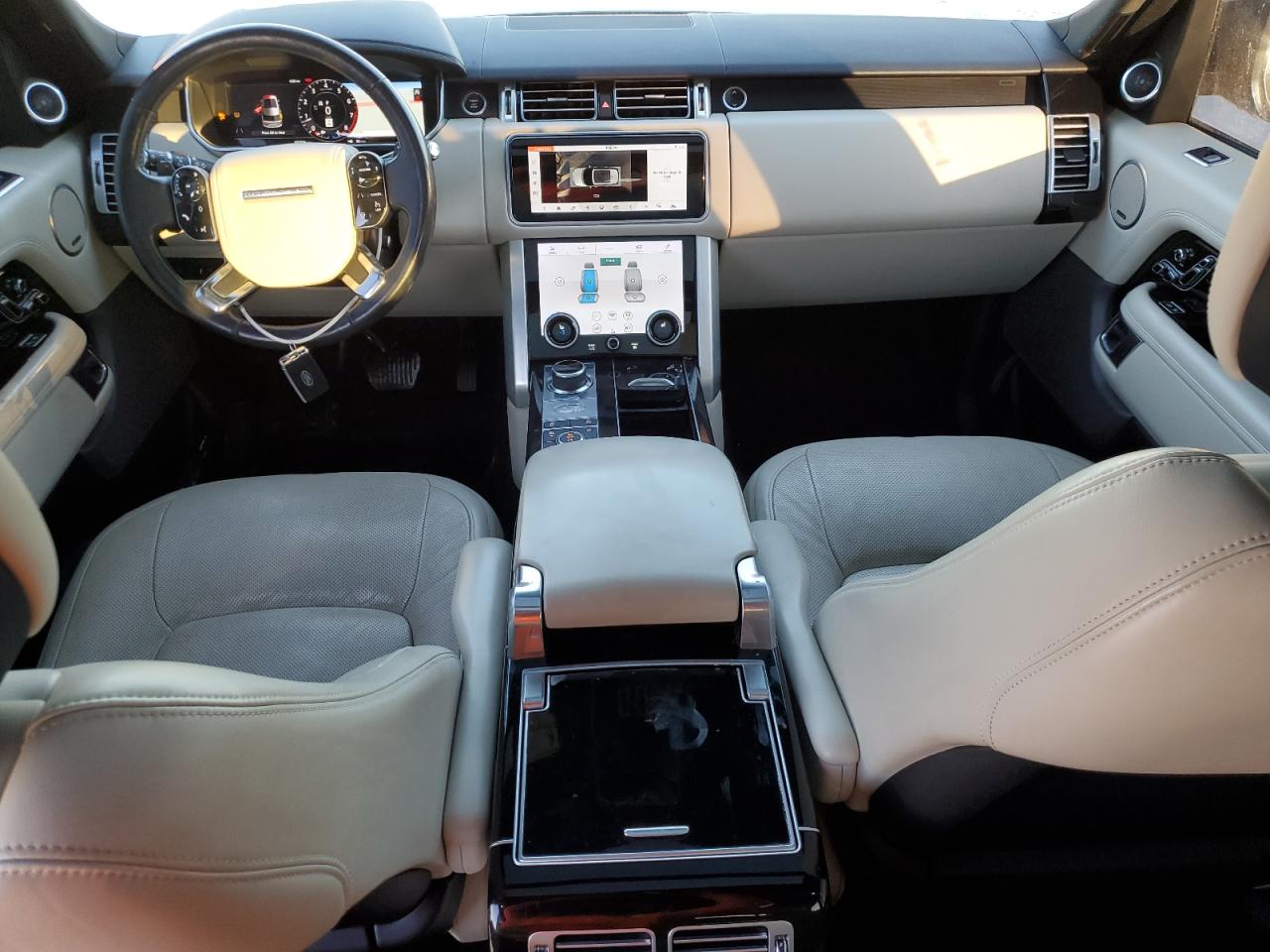 Автомобиль LAND ROVER RANGE ROVER P525 HSE 2020 | GrandCar Автомобиль LAND ROVER RANGE ROVER P525 HSE 2020 | GrandCar