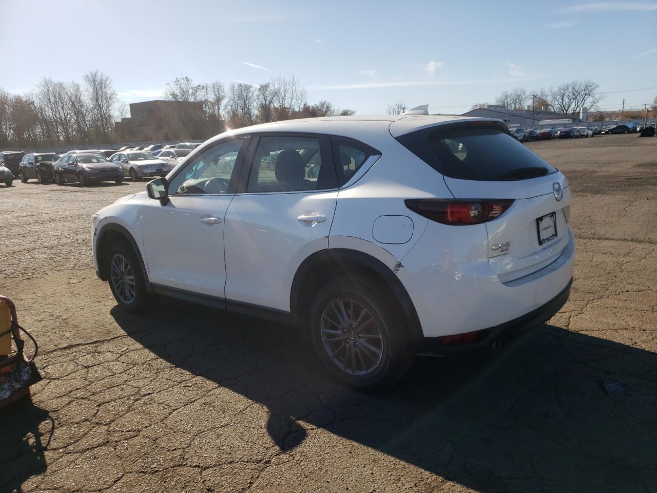 Автомобиль MAZDA CX-5 SPORT 2020 | GrandCar Автомобиль MAZDA CX-5 SPORT 2020 | GrandCar