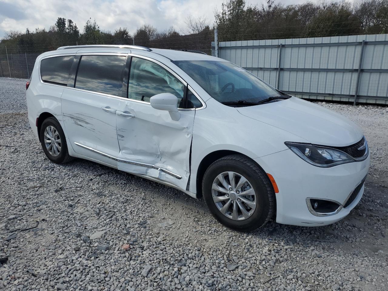 Автомобіль CHRYSLER PACIFICA TOURING L 2019 | GrandCar Автомобіль CHRYSLER PACIFICA TOURING L 2019 | GrandCar