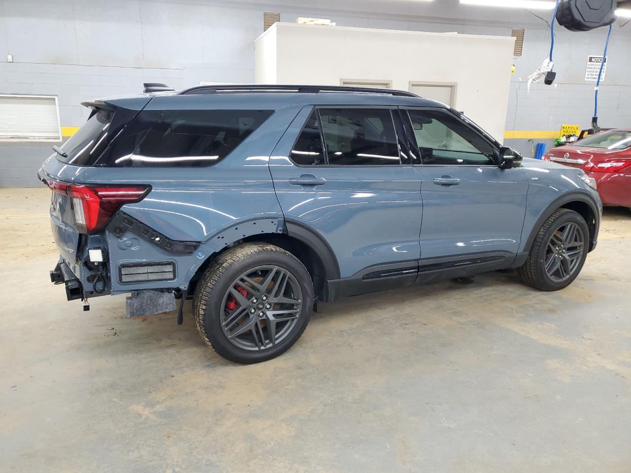 Автомобиль FORD EXPLORER ST-LINE 2025 | GrandCar Автомобиль FORD EXPLORER ST-LINE 2025 | GrandCar