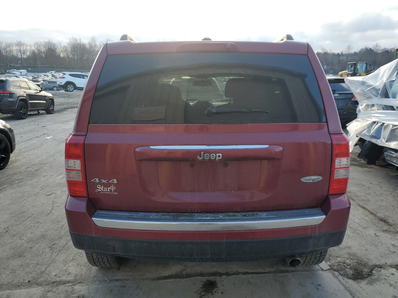 Автомобиль JEEP PATRIOT LATITUDE 2017 | GrandCar Автомобиль JEEP PATRIOT LATITUDE 2017 | GrandCar