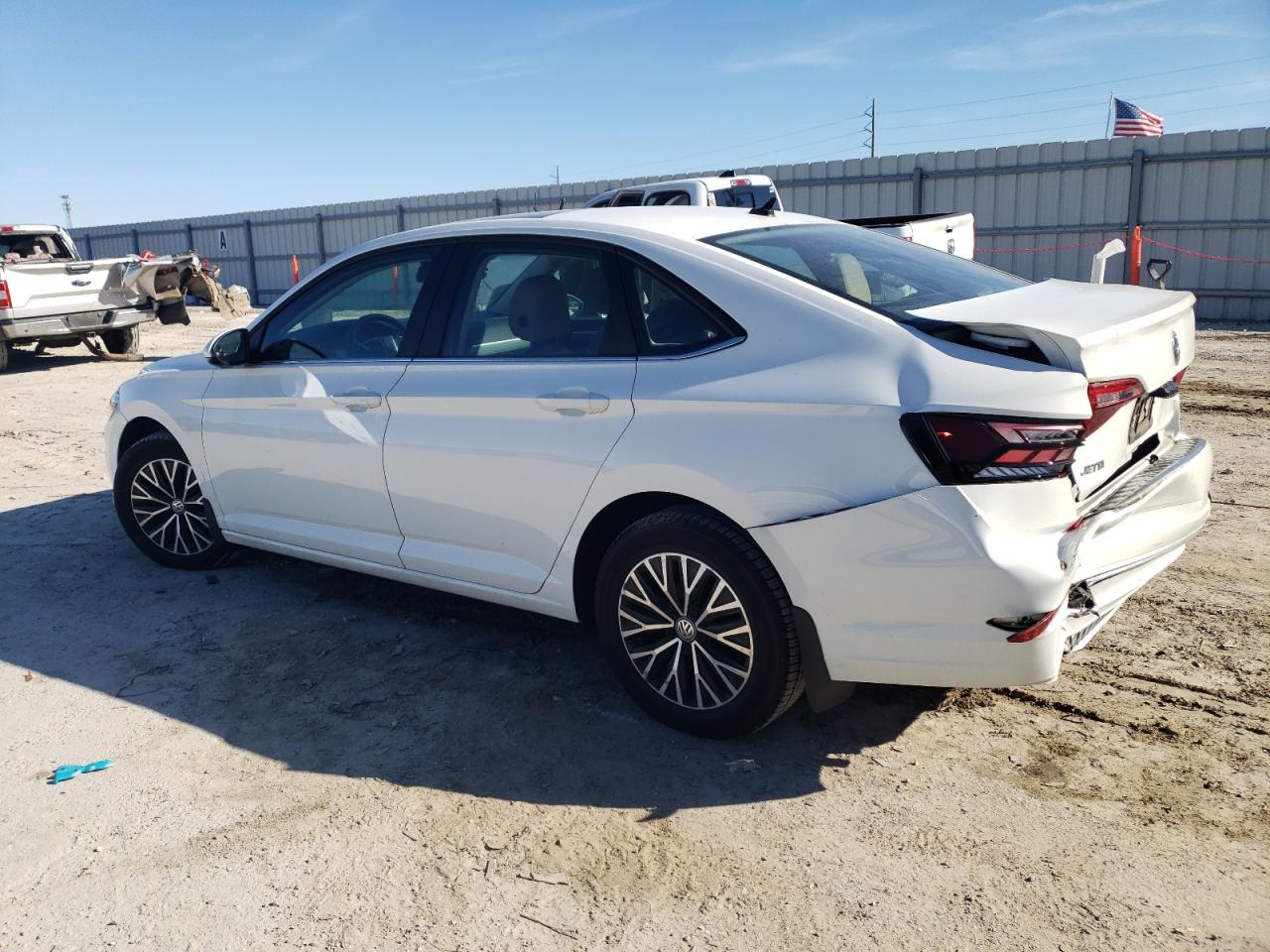 Автомобиль VOLKSWAGEN JETTA S 2019 | GrandCar Автомобиль VOLKSWAGEN JETTA S 2019 | GrandCar