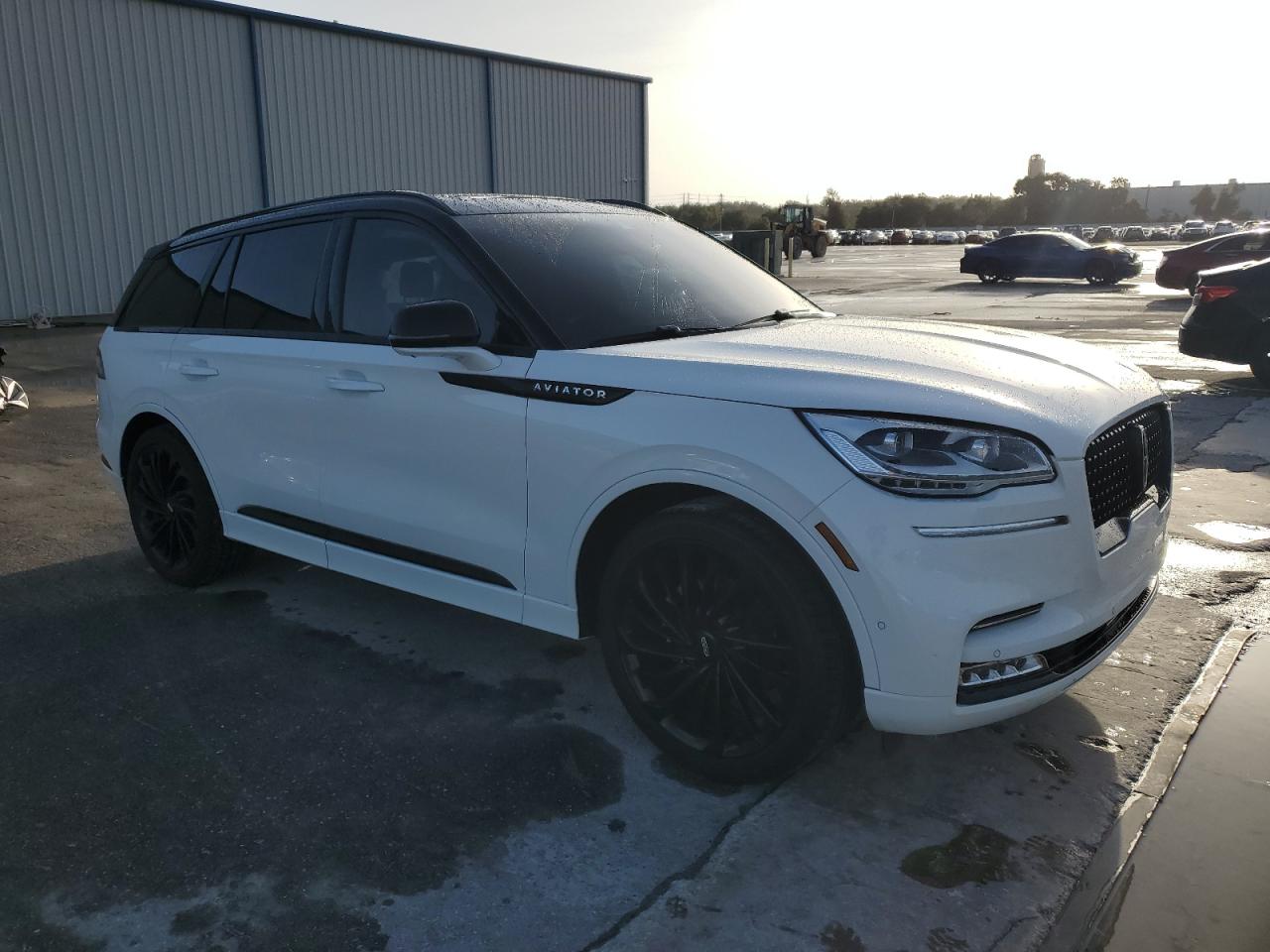 Автомобіль LINCOLN AVIATOR BLACK LABEL 2023 | GrandCar