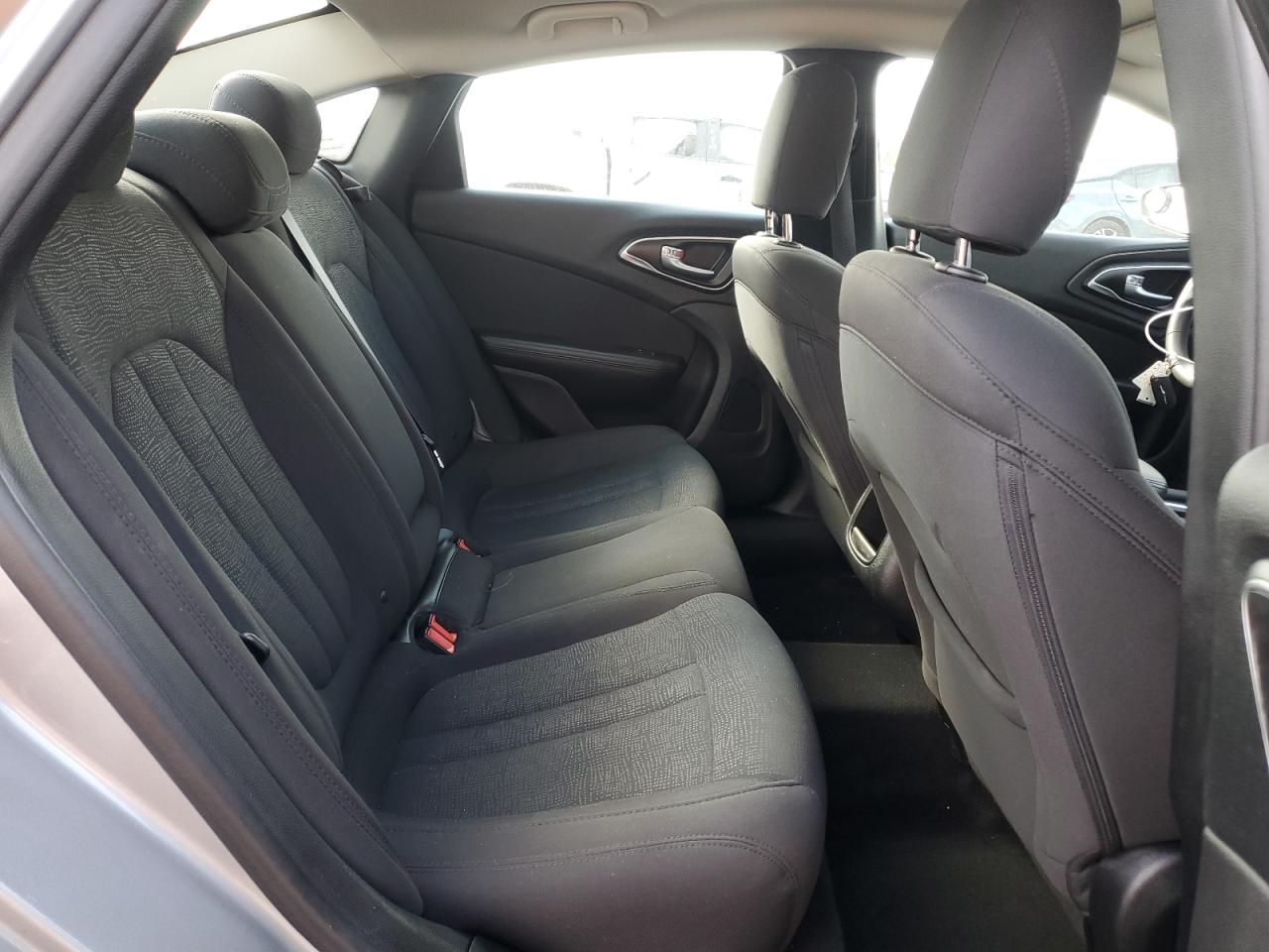 Автомобиль CHRYSLER 200 LX 2016 | GrandCar Автомобиль CHRYSLER 200 LX 2016 | GrandCar