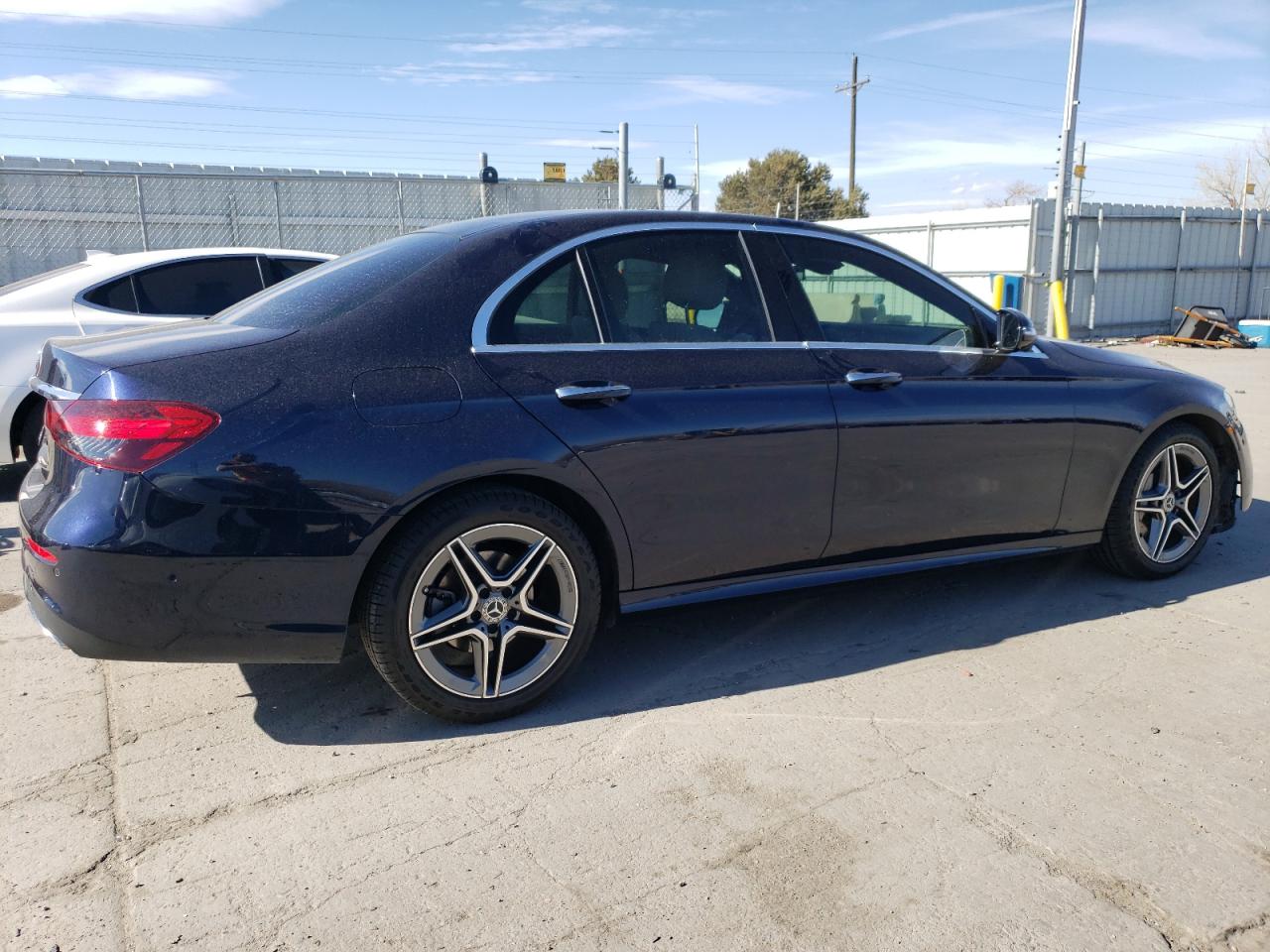 Автомобиль MERCEDES-BENZ E 350 4MATIC 2023 | GrandCar Автомобиль MERCEDES-BENZ E 350 4MATIC 2023 | GrandCar