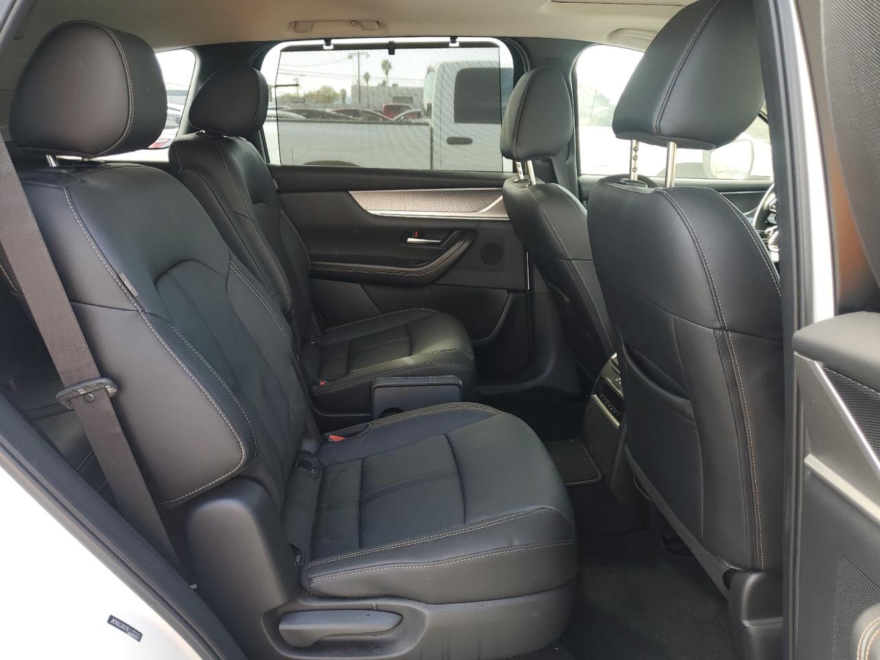 Автомобиль MAZDA CX-90 PREFERRED PLUS 2024 | GrandCar Автомобиль MAZDA CX-90 PREFERRED PLUS 2024 | GrandCar