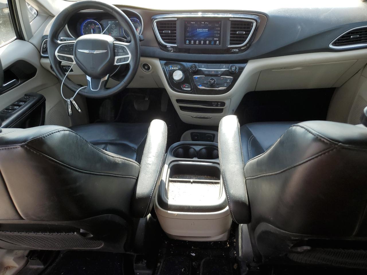 Автомобиль CHRYSLER VOYAGER LXI 2020 | GrandCar Автомобиль CHRYSLER VOYAGER LXI 2020 | GrandCar