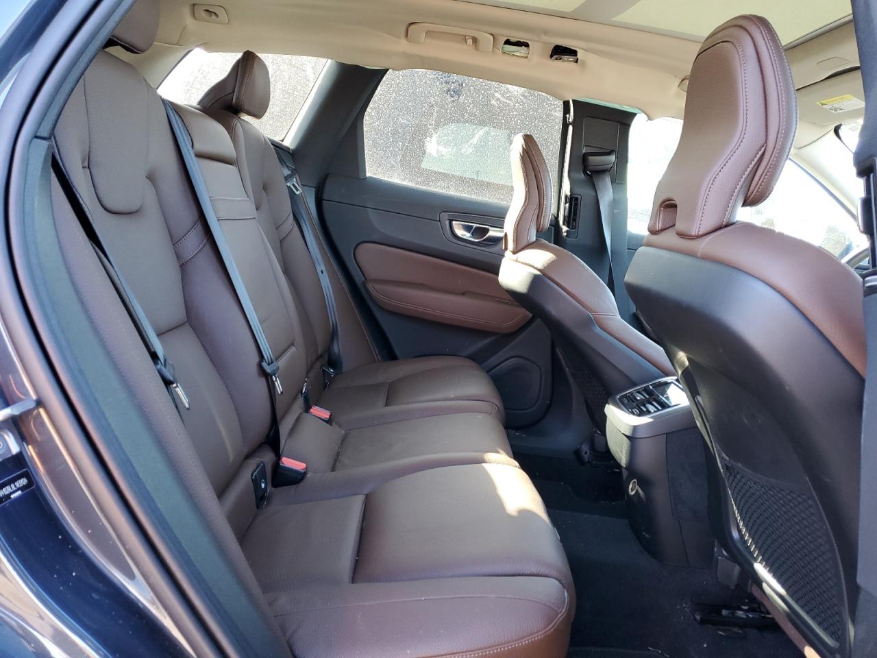 Автомобиль VOLVO XC60 T5 INSCRIPTION 2020 | GrandCar Автомобиль VOLVO XC60 T5 INSCRIPTION 2020 | GrandCar