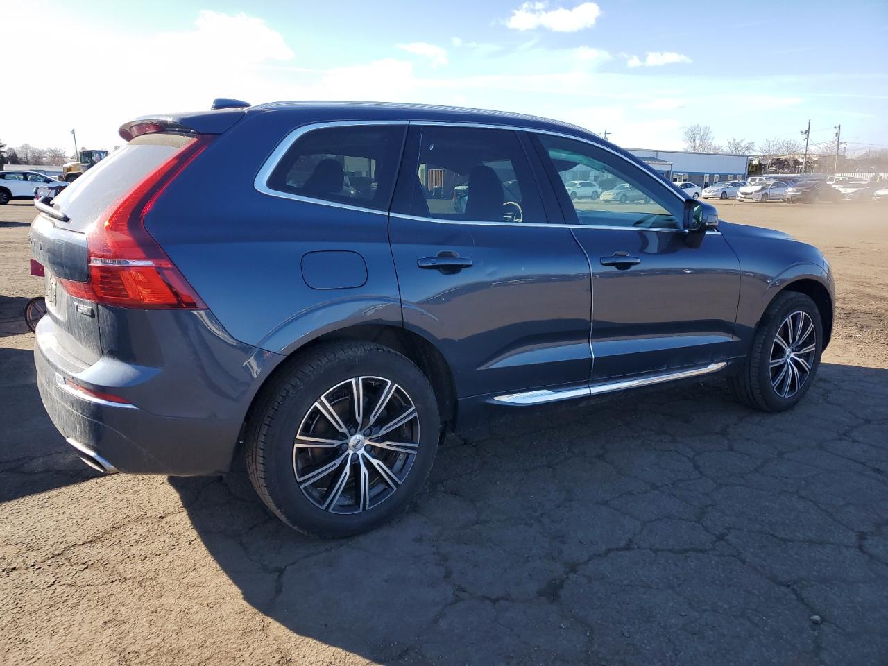 Автомобиль VOLVO XC60 T5 INSCRIPTION 2020 | GrandCar Автомобиль VOLVO XC60 T5 INSCRIPTION 2020 | GrandCar