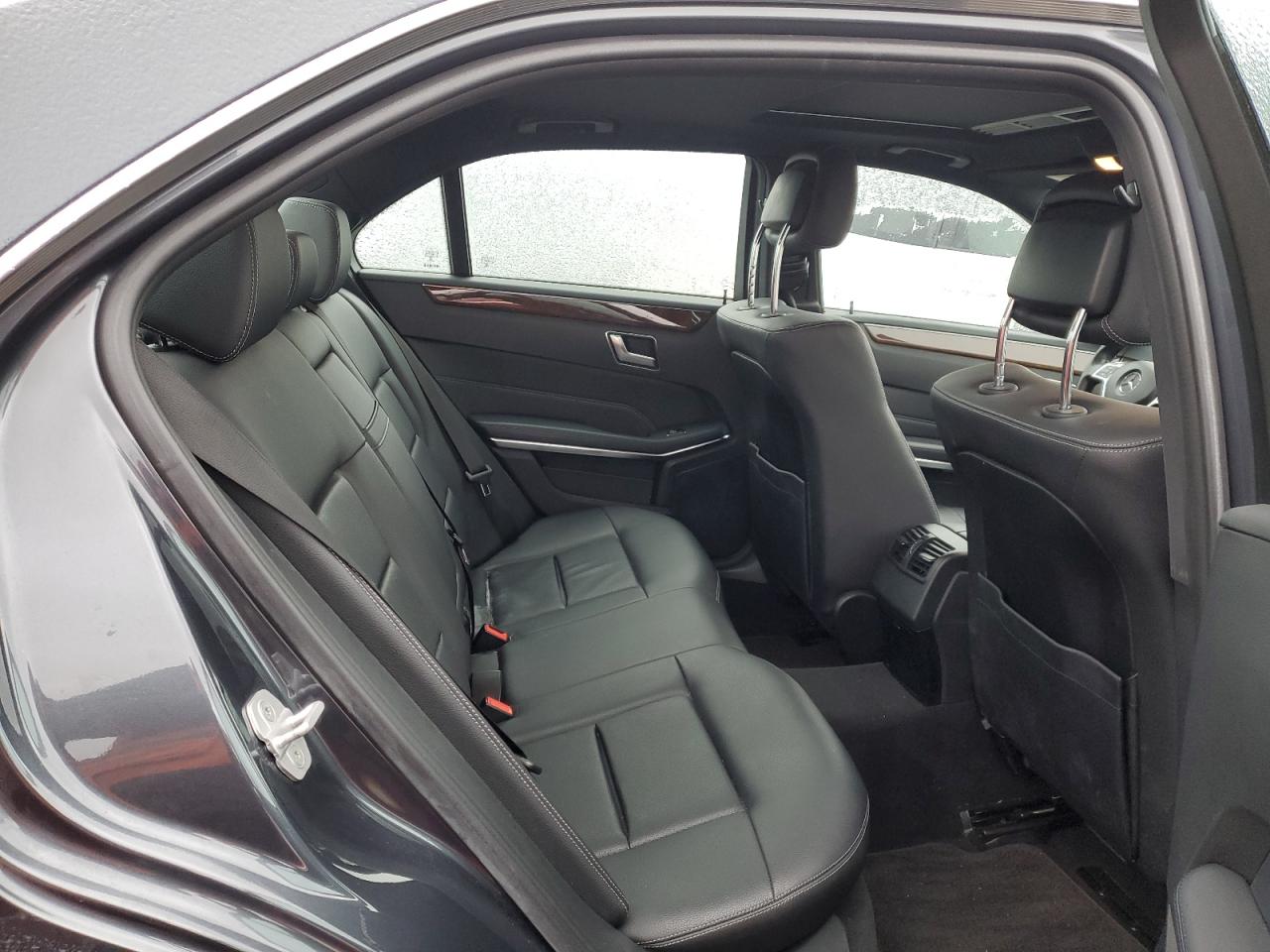 Автомобиль MERCEDES-BENZ E 350 4MATIC 2014 | GrandCar Автомобиль MERCEDES-BENZ E 350 4MATIC 2014 | GrandCar