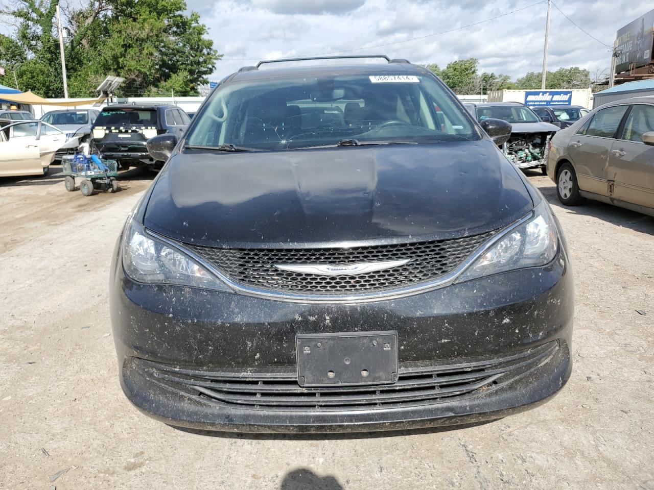 Автомобиль CHRYSLER VOYAGER LXI 2020 | GrandCar Автомобиль CHRYSLER VOYAGER LXI 2020 | GrandCar