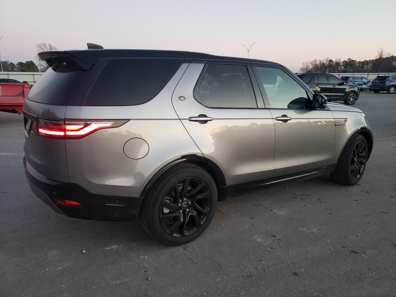 Автомобіль LAND ROVER DISCOVERY S R-DYNAMIC 2021 | GrandCar Автомобіль LAND ROVER DISCOVERY S R-DYNAMIC 2021 | GrandCar