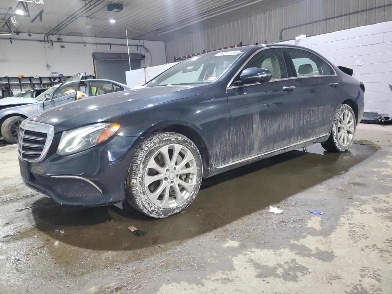 Автомобиль MERCEDES-BENZ E 300 4MATIC 2017 | GrandCar