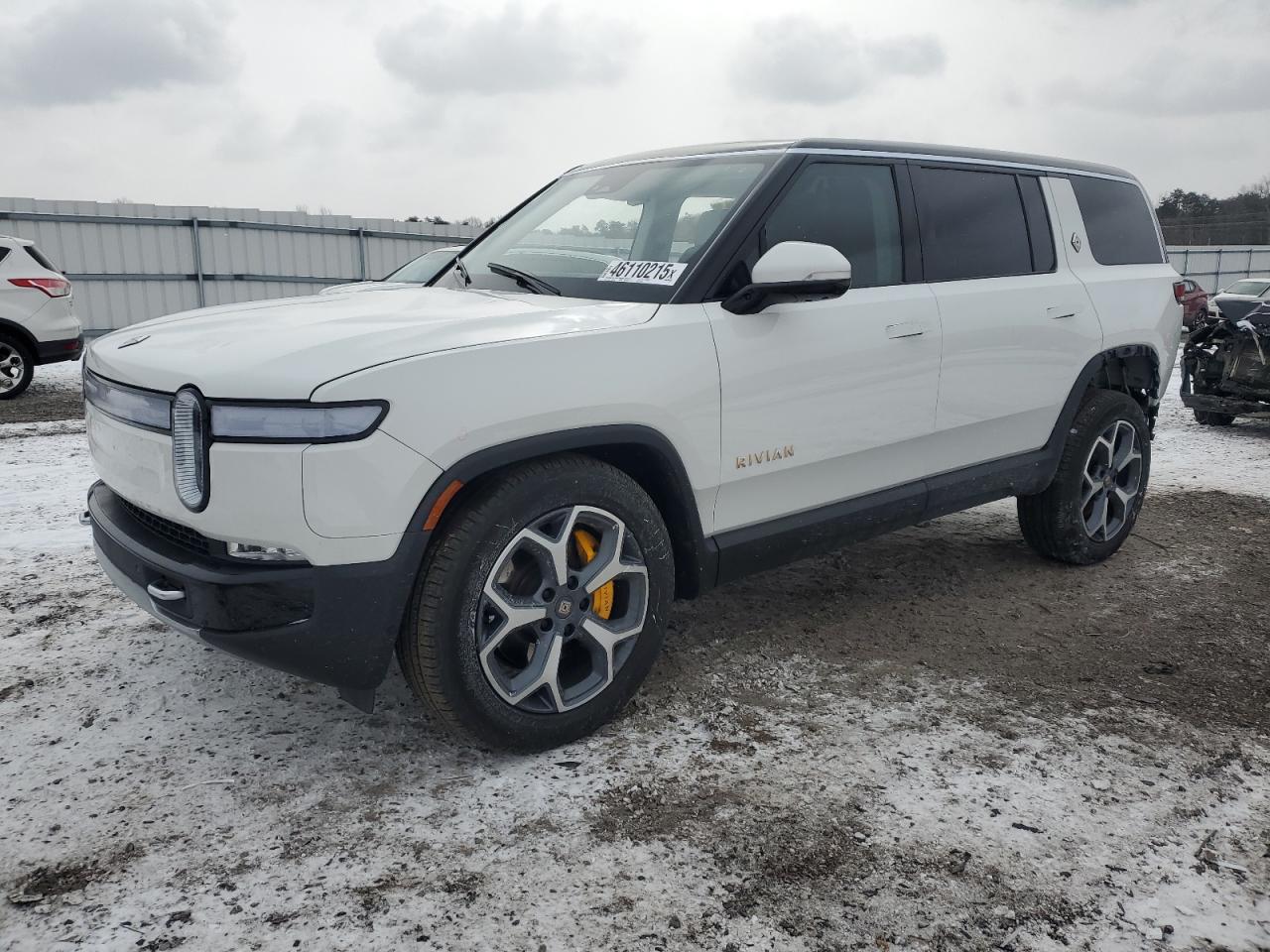Автомобиль RIVIAN R1S ADVENTURE 2023 | GrandCar