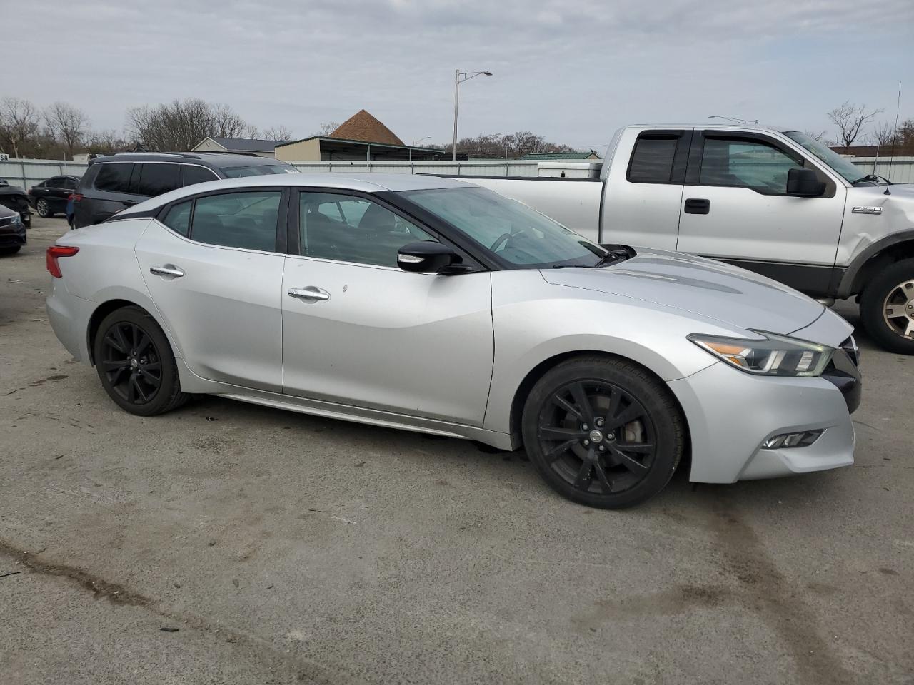 Автомобиль NISSAN MAXIMA 3.5S 2018 | GrandCar