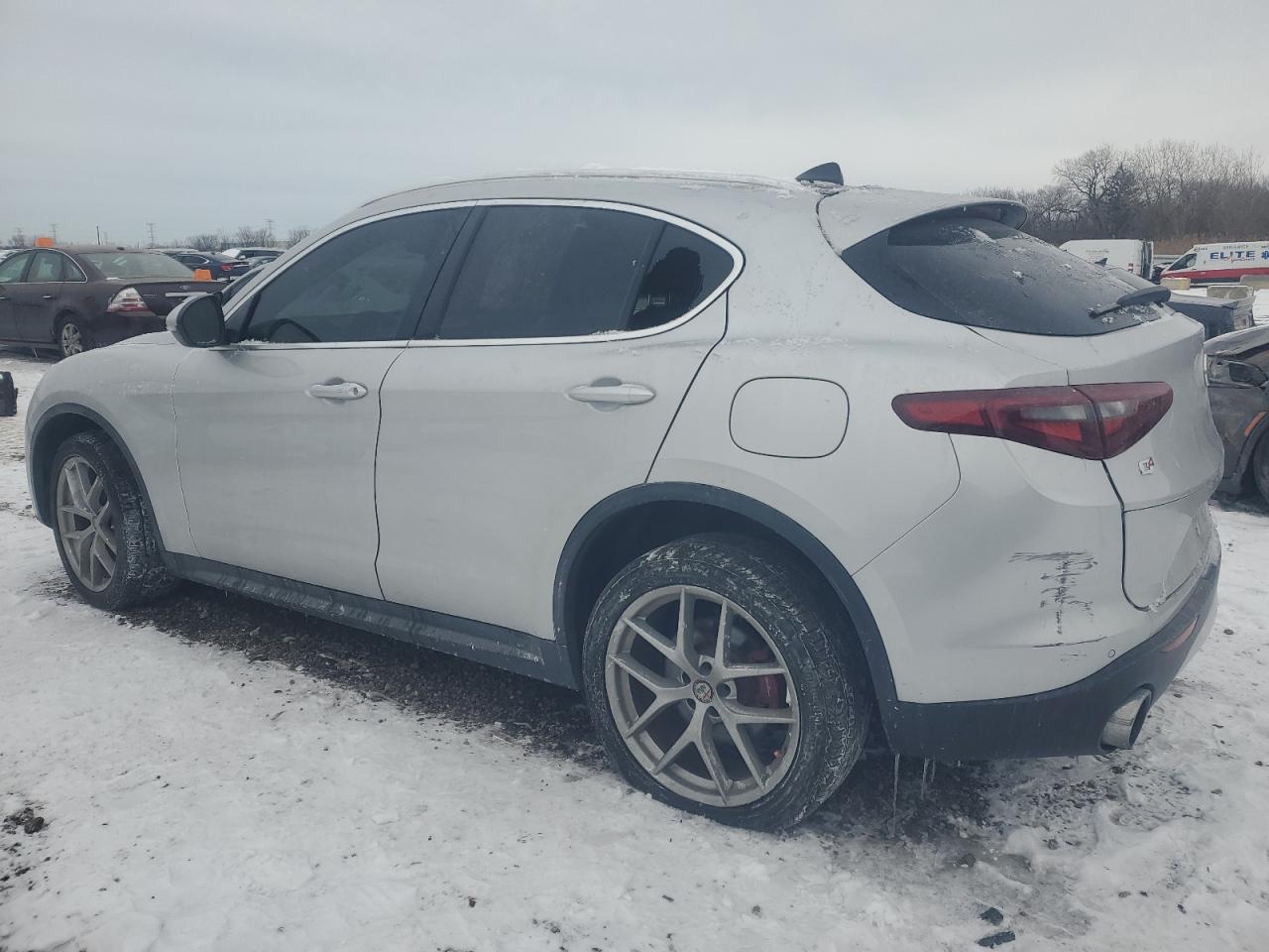 Автомобіль ALFA ROMEO STELVIO 2018 | GrandCar Автомобіль ALFA ROMEO STELVIO 2018 | GrandCar