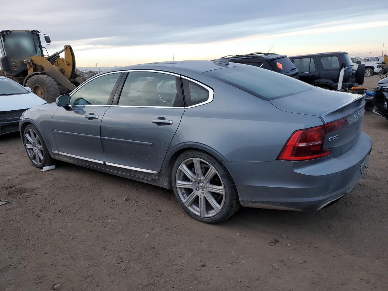 Автомобиль VOLVO S90 T6 INSCRIPTION 2018 | GrandCar Автомобиль VOLVO S90 T6 INSCRIPTION 2018 | GrandCar