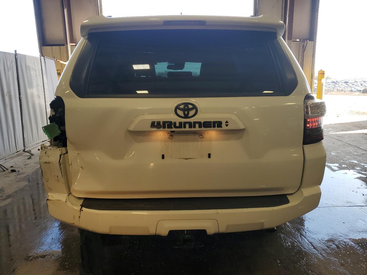 Автомобиль TOYOTA 4RUNNER SR5/SR5 PREMIUM 2024 | GrandCar Автомобиль TOYOTA 4RUNNER SR5/SR5 PREMIUM 2024 | GrandCar