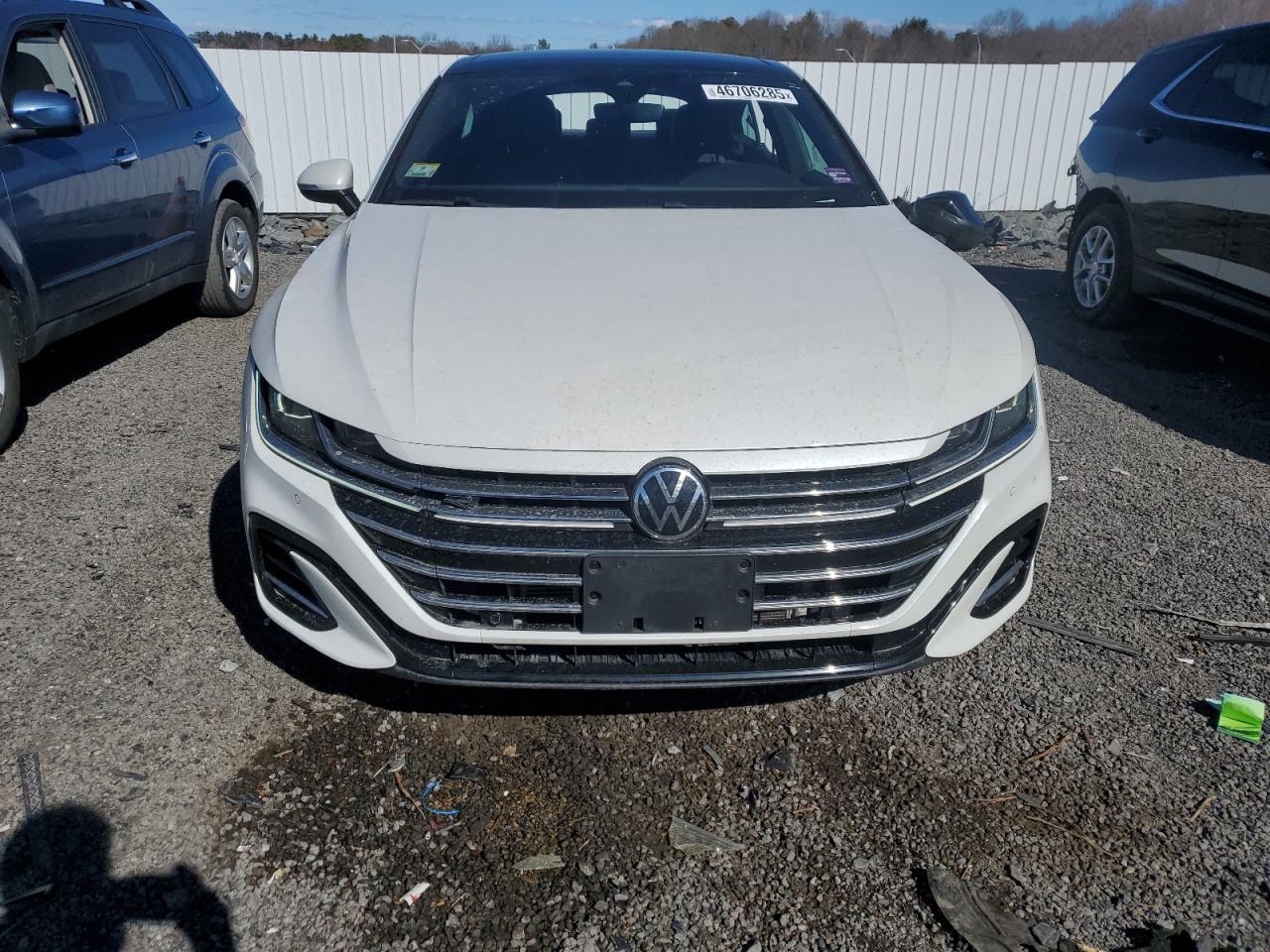 Автомобиль VOLKSWAGEN ARTEON SEL R-LINE 2021 | GrandCar Автомобиль VOLKSWAGEN ARTEON SEL R-LINE 2021 | GrandCar