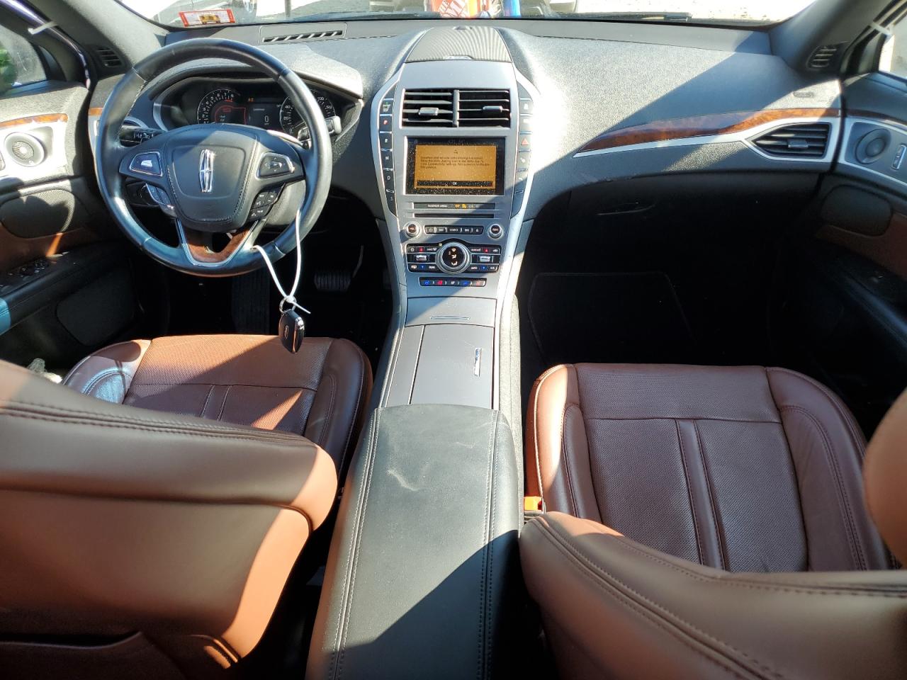 Автомобиль LINCOLN MKZ RESERVE II 2019 | GrandCar Автомобиль LINCOLN MKZ RESERVE II 2019 | GrandCar
