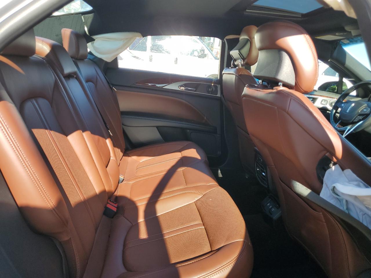 Автомобиль LINCOLN MKZ RESERVE II 2019 | GrandCar Автомобиль LINCOLN MKZ RESERVE II 2019 | GrandCar