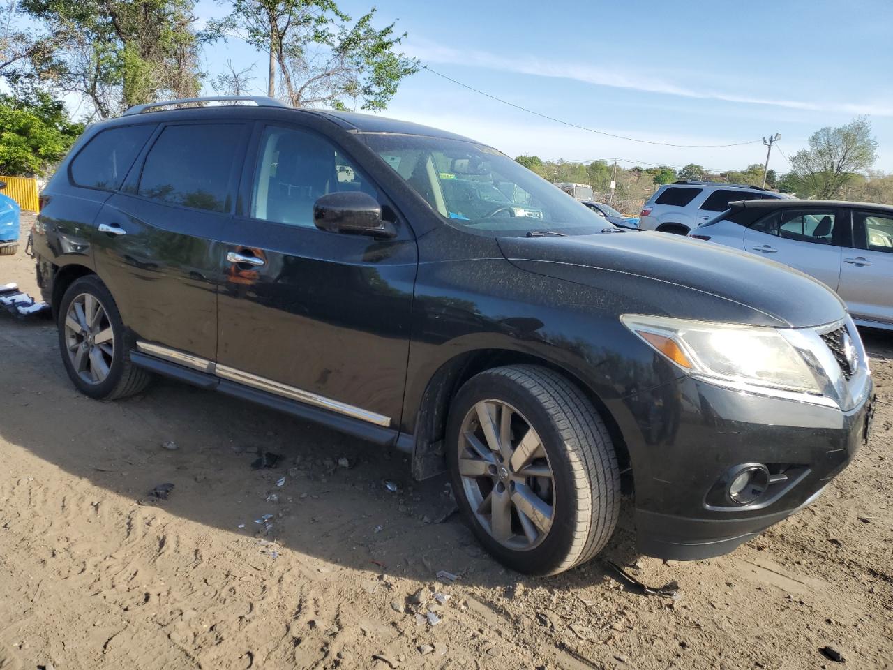 Автомобіль NISSAN PATHFINDER S 2014 | GrandCar Автомобіль NISSAN PATHFINDER S 2014 | GrandCar