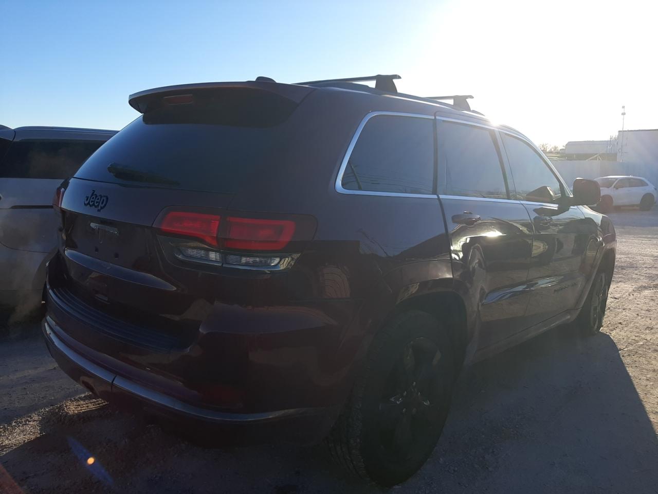 Автомобиль JEEP GRAND CHEROKEE OVERLAND 2016 | GrandCar Автомобиль JEEP GRAND CHEROKEE OVERLAND 2016 | GrandCar
