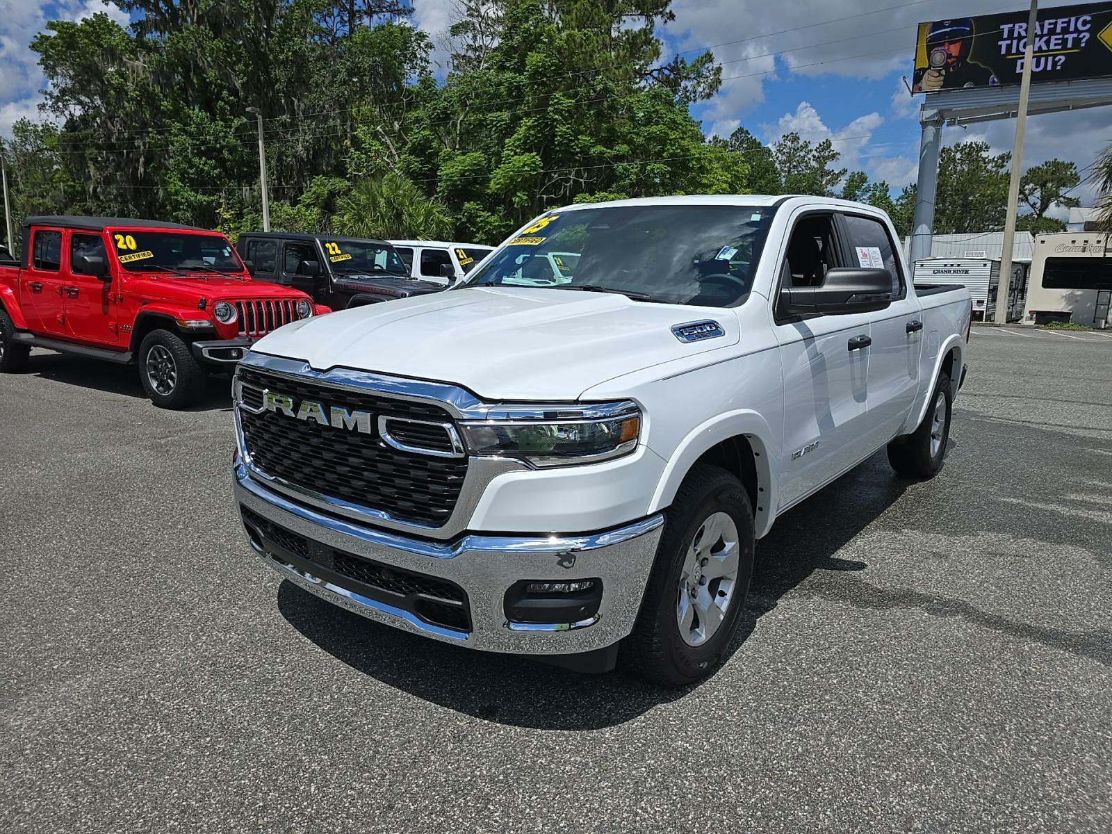 Автомобиль Ram 1500 Big Horn Crew Cab Short Bed 2025 | GrandCar
