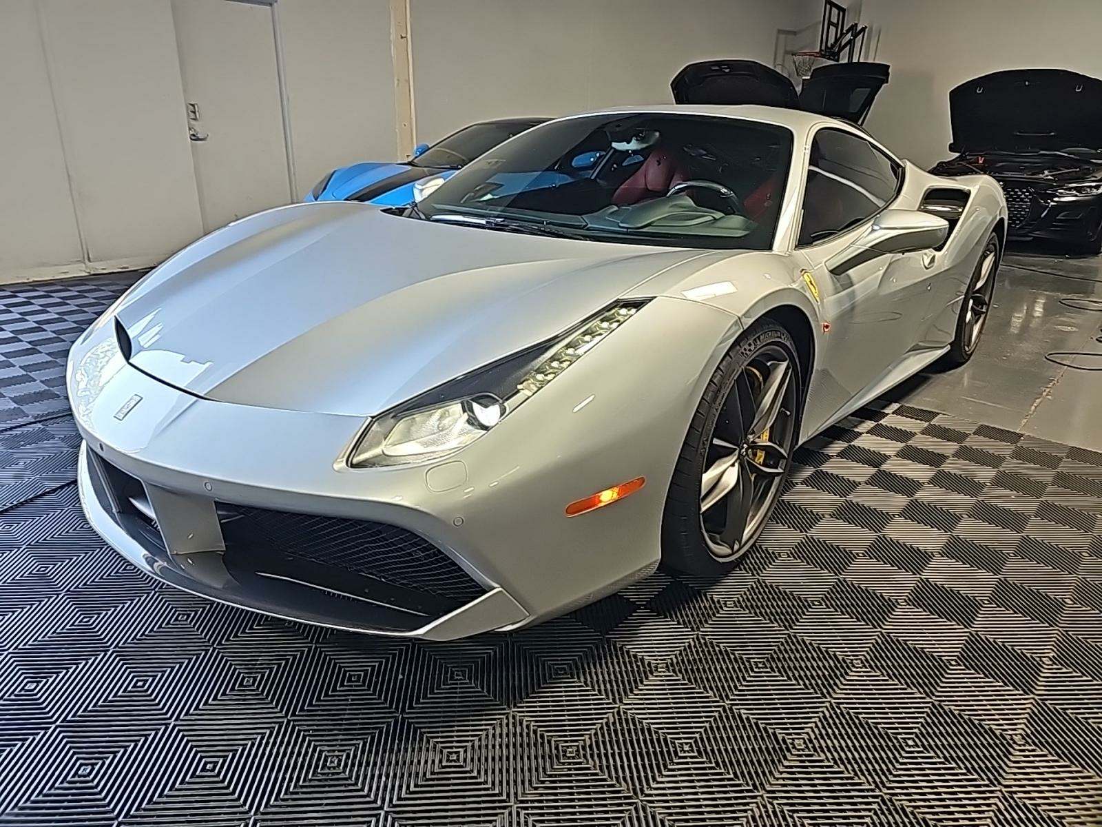 Автомобиль Ferrari 488 GTB Coupe 2017 | GrandCar