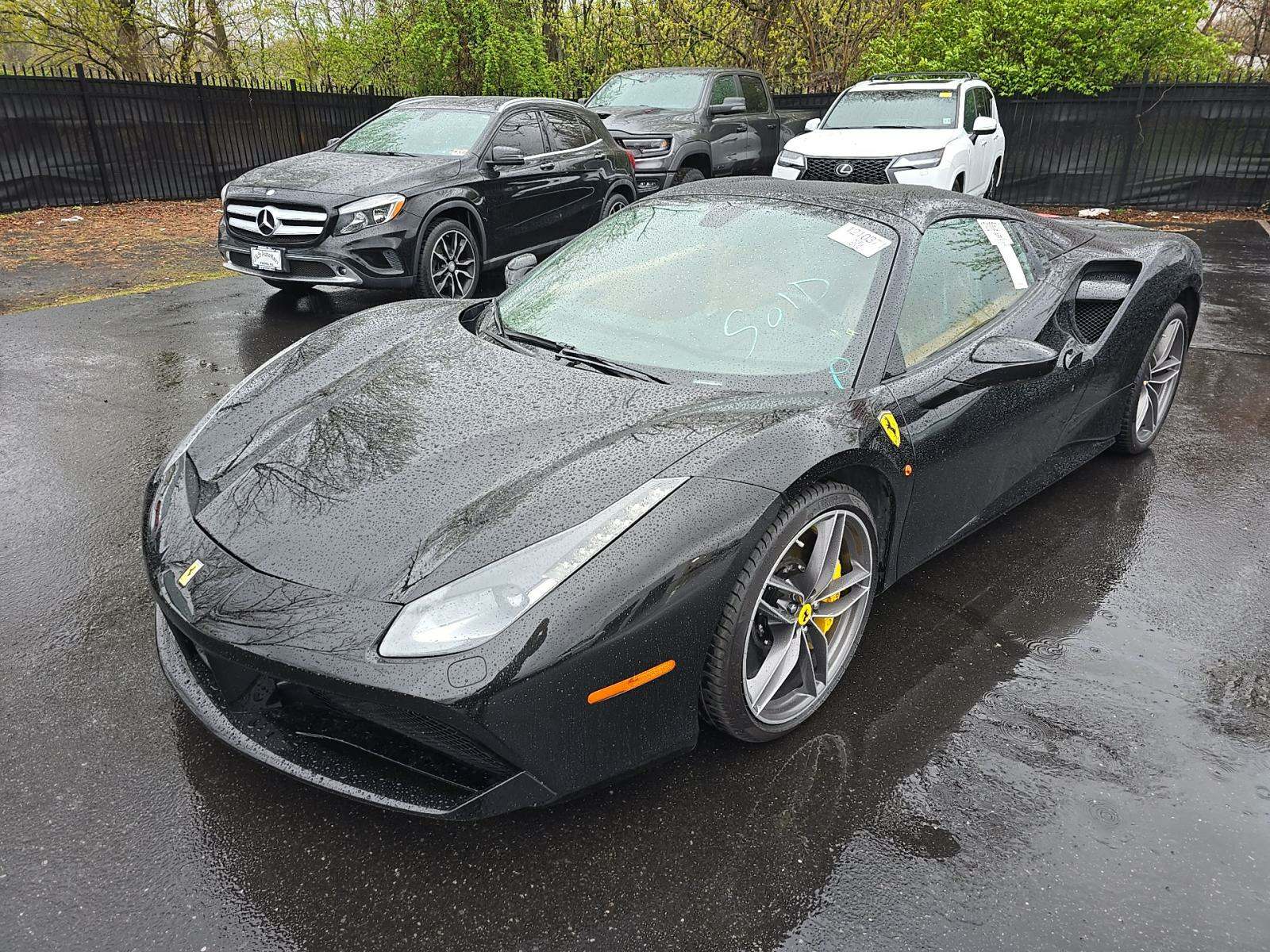 Автомобиль Ferrari 488 Spider Convertible 2019 | GrandCar