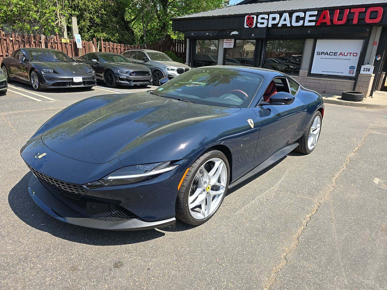 Автомобиль Ferrari Roma Coupe 2024 | GrandCar