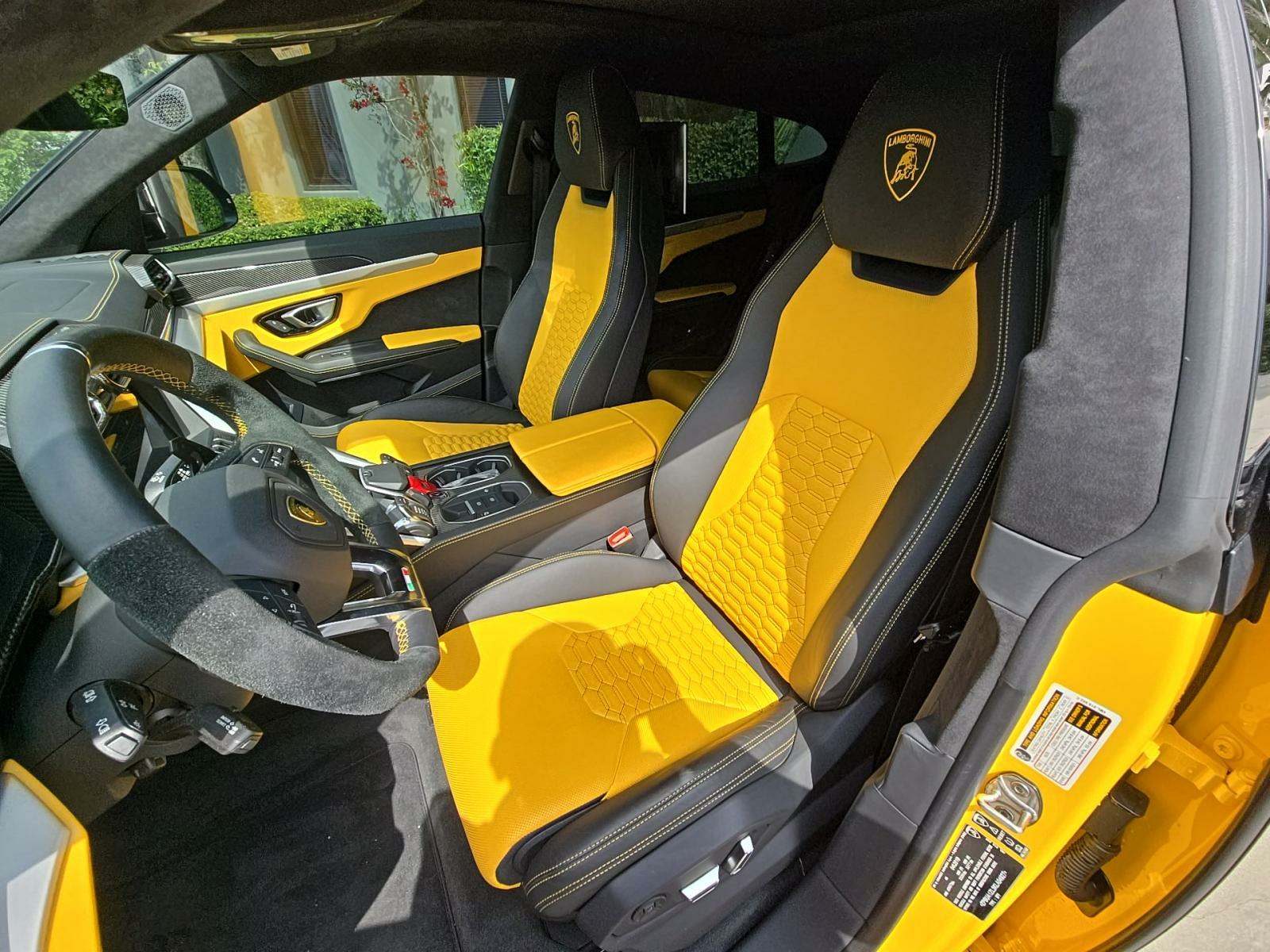 Автомобиль Lamborghini Urus 2019 | GrandCar Автомобиль Lamborghini Urus 2019 | GrandCar