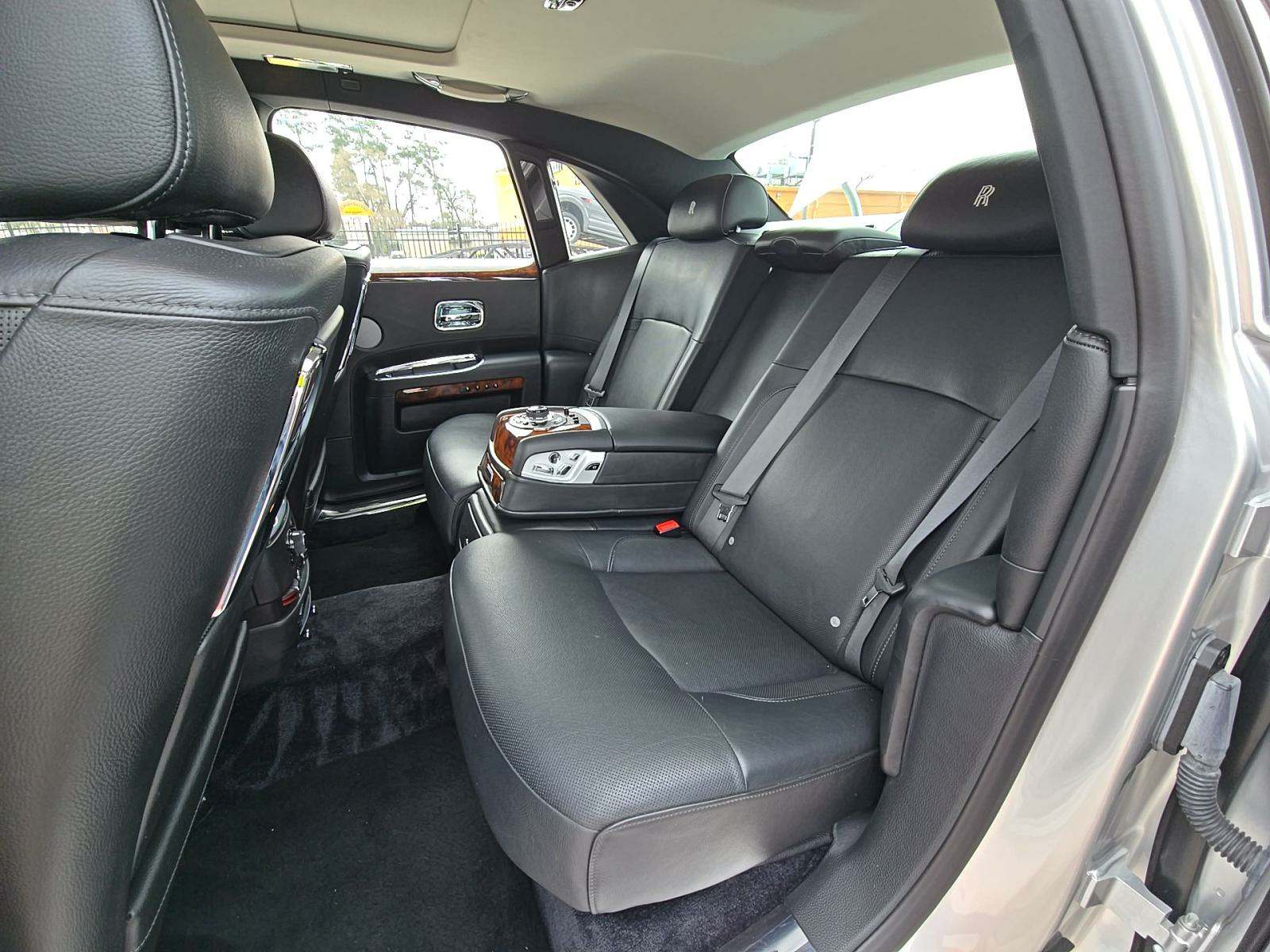 Автомобіль Rolls-Royce Ghost 2012 | GrandCar Автомобіль Rolls-Royce Ghost 2012 | GrandCar