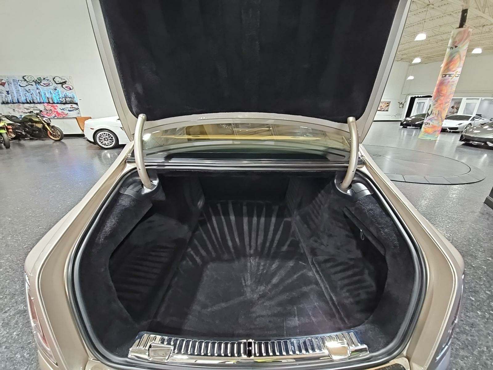 Автомобиль Rolls-Royce Phantom 2019 | GrandCar Автомобиль Rolls-Royce Phantom 2019 | GrandCar