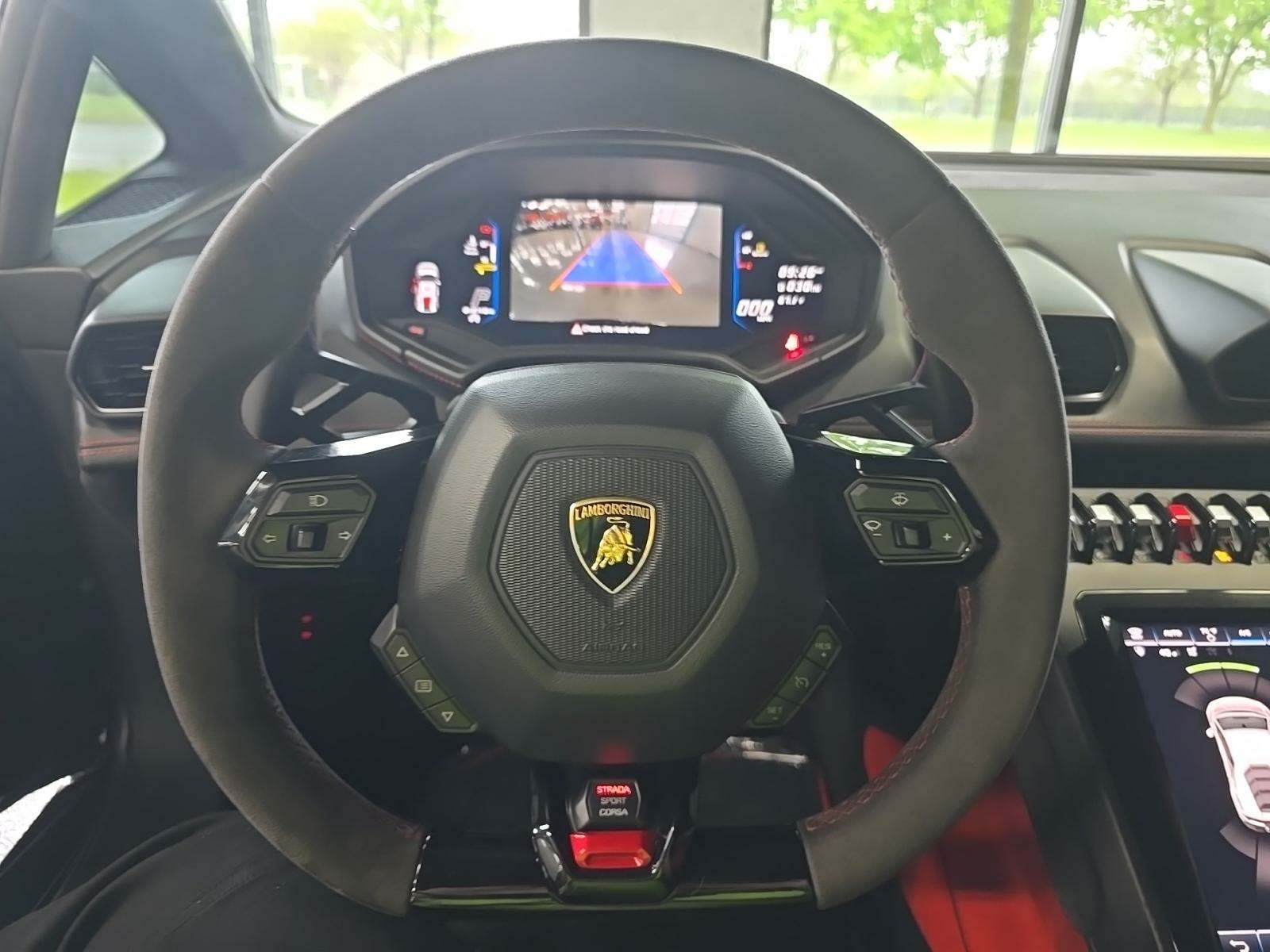 Автомобиль Lamborghini Huracan EVO Coupe 2020 | GrandCar Автомобиль Lamborghini Huracan EVO Coupe 2020 | GrandCar