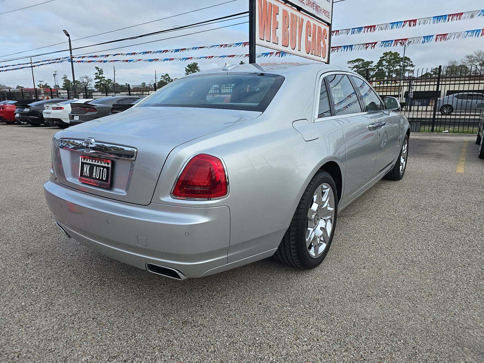 Автомобіль Rolls-Royce Ghost 2012 | GrandCar Автомобіль Rolls-Royce Ghost 2012 | GrandCar