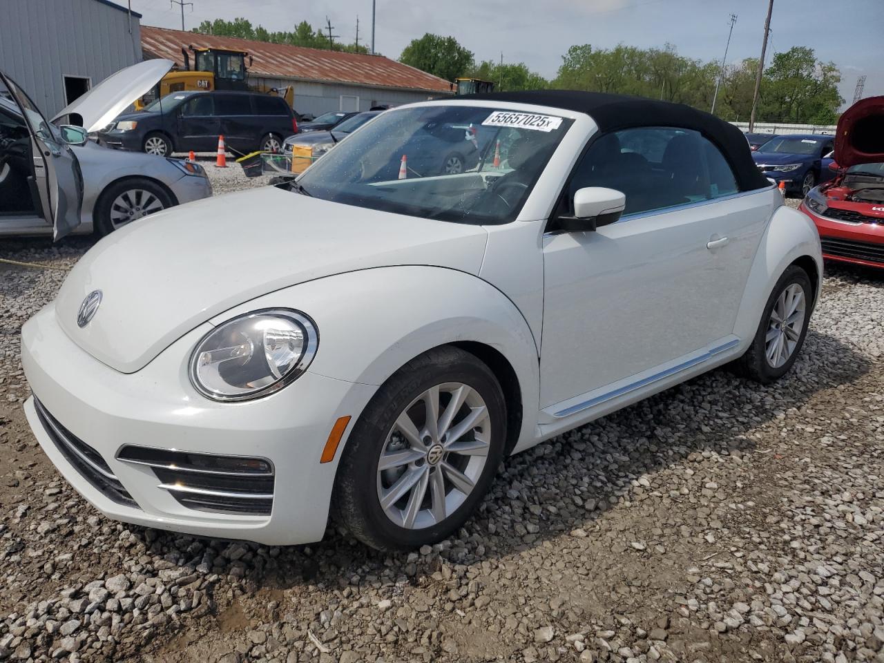 Автомобиль VOLKSWAGEN BEETLE S 2019 | GrandCar