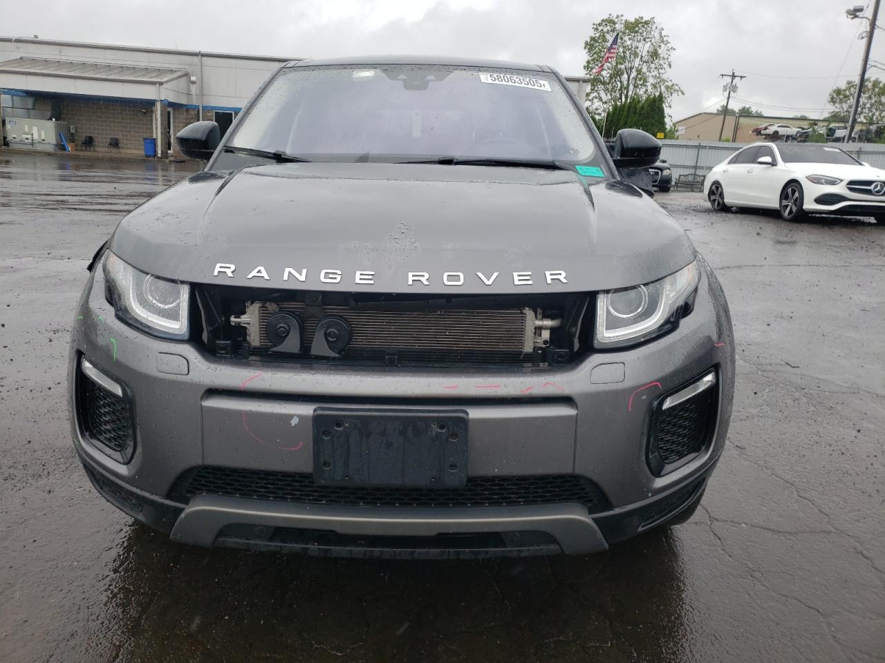 Автомобиль LAND ROVER RANGE ROVER EVOQUE SE 2018 | GrandCar Автомобиль LAND ROVER RANGE ROVER EVOQUE SE 2018 | GrandCar