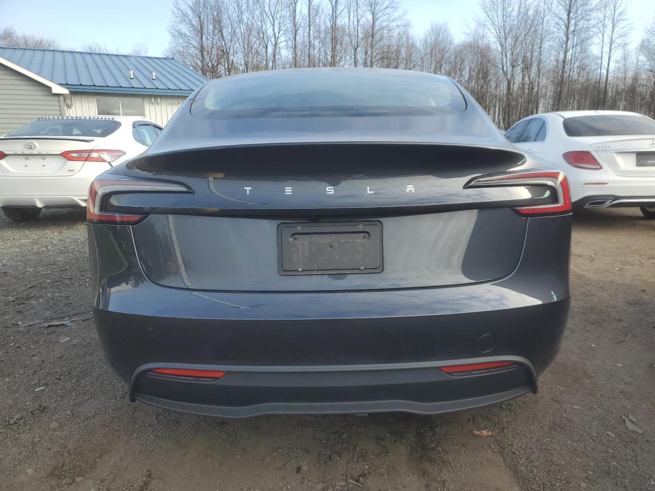 Автомобиль TESLA MODEL 3 2024 | GrandCar Автомобиль TESLA MODEL 3 2024 | GrandCar