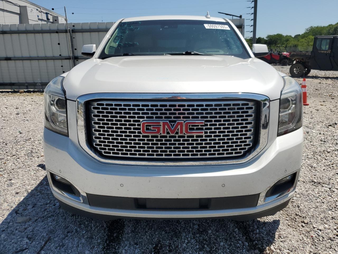 Автомобиль GMC YUKON XL DENALI 2017 | GrandCar Автомобиль GMC YUKON XL DENALI 2017 | GrandCar