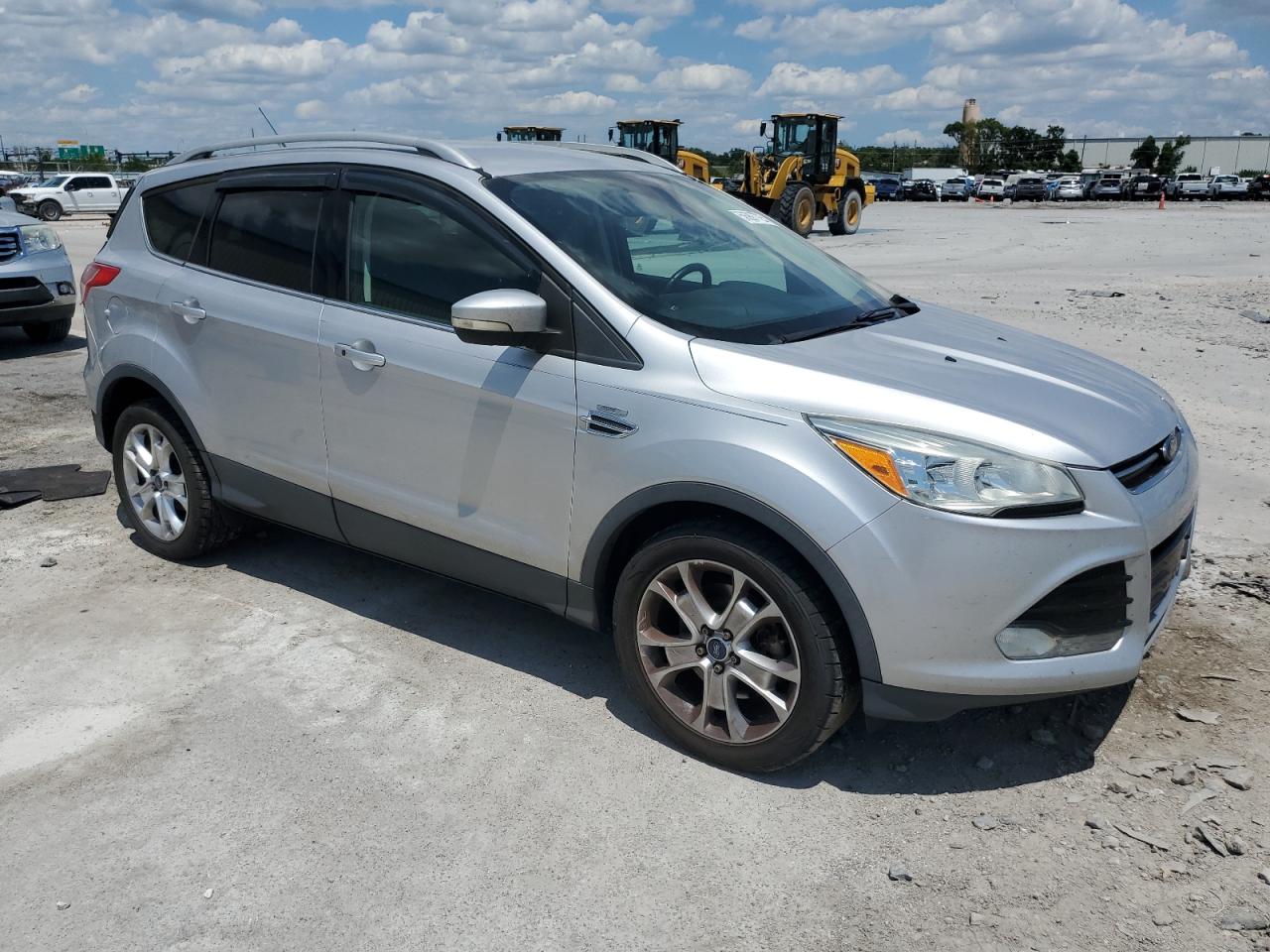Автомобіль FORD ESCAPE TITANIUM 2016 | GrandCar Автомобіль FORD ESCAPE TITANIUM 2016 | GrandCar