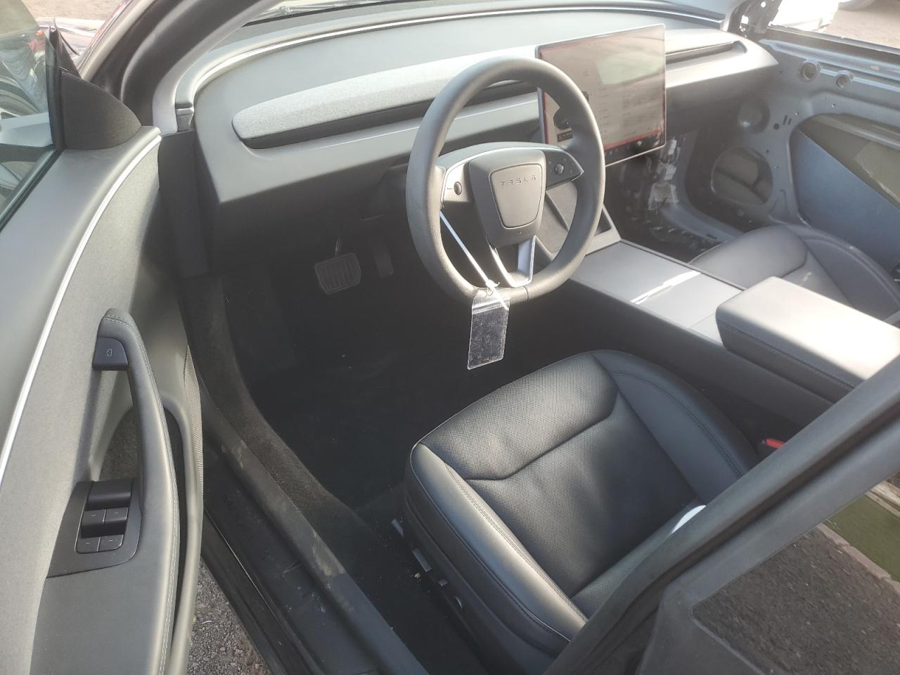 Автомобиль TESLA MODEL 3 2024 | GrandCar Автомобиль TESLA MODEL 3 2024 | GrandCar